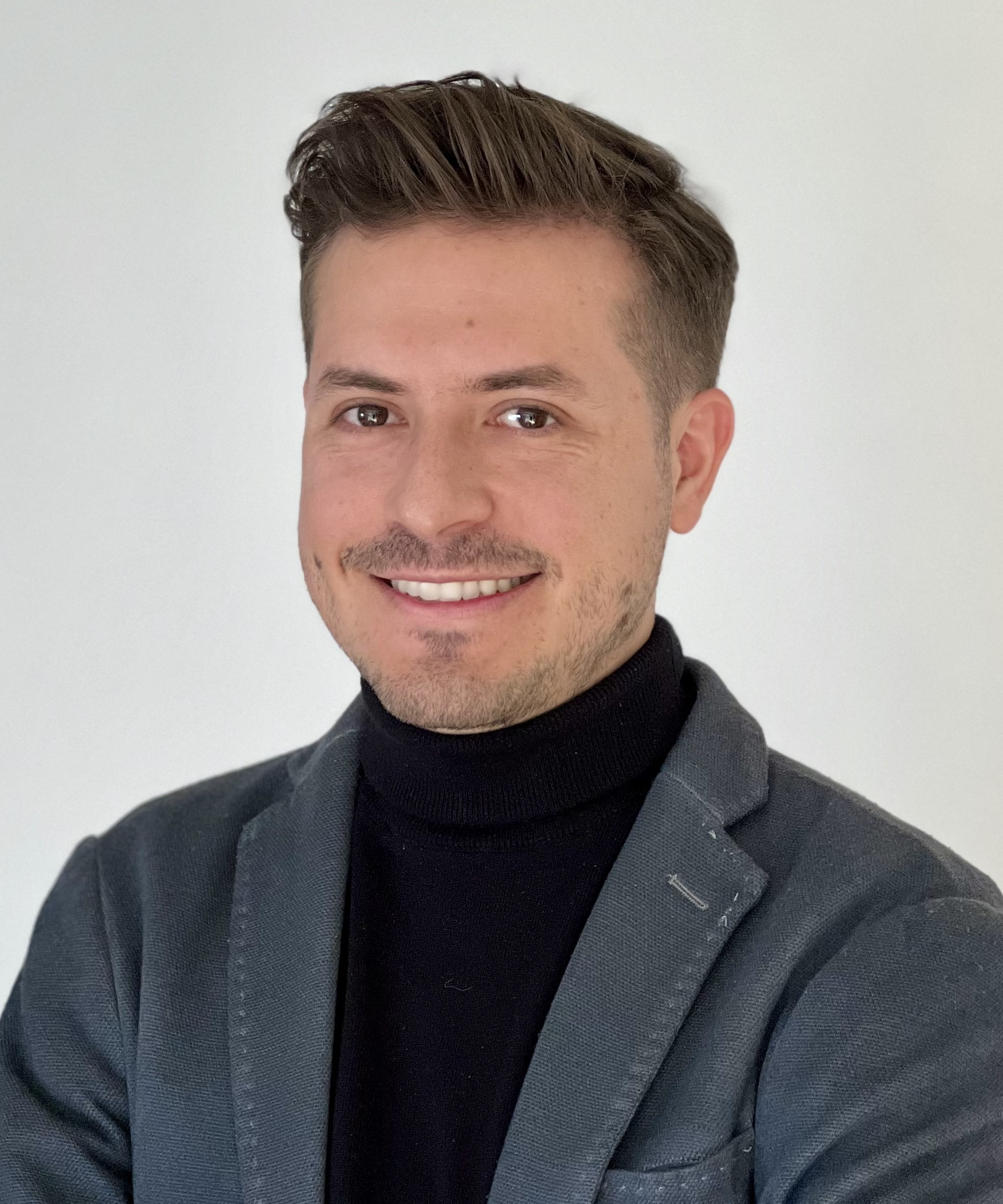 Julian Salazar | Co-Founder, Coralum